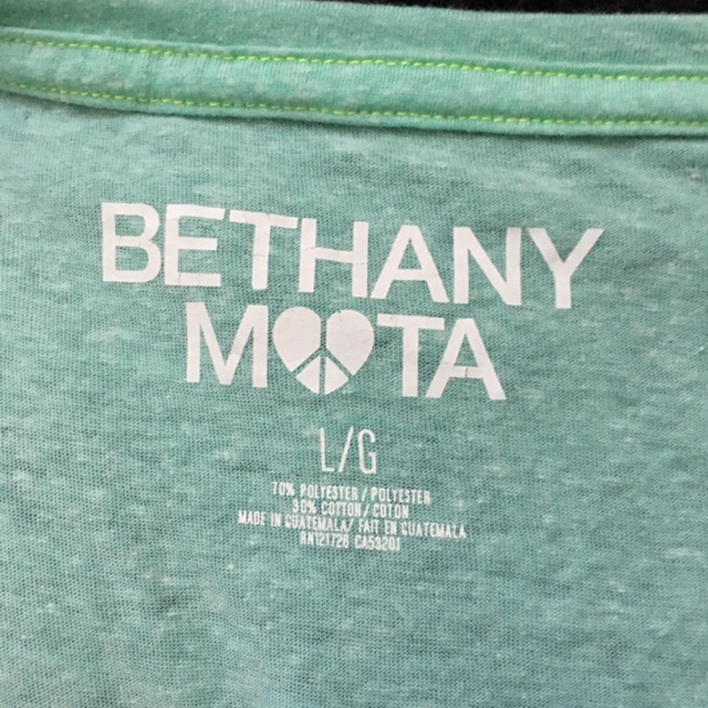 Made in the 90s Mint Cropped Tee - Picture 3 of 3